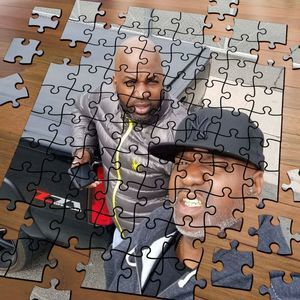 Meet your Posher, Dennis